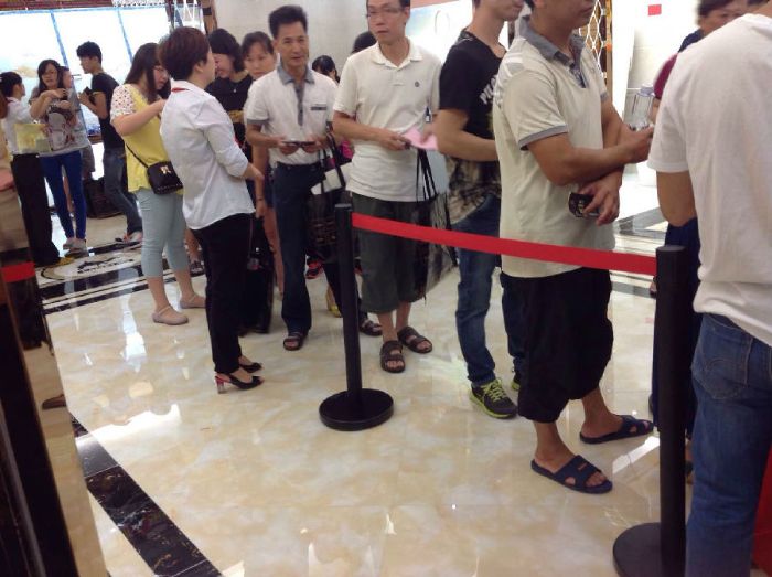 汕頭金艾陶瓷磚品牌旗艦店開業(yè)現(xiàn)場(chǎng)