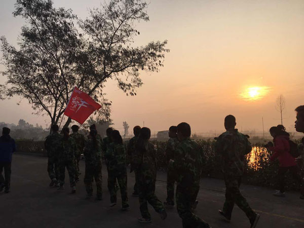 情人節(jié)，金艾陶撒的這狗糧，我干了！