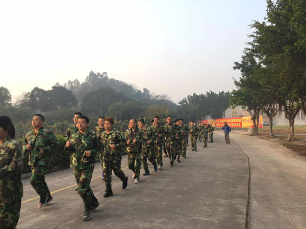 情人節(jié)，金艾陶撒的這狗糧，我干了！