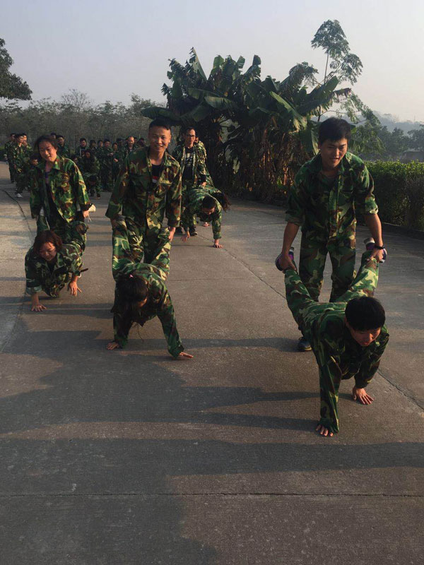 情人節(jié)，金艾陶撒的這狗糧，我干了！