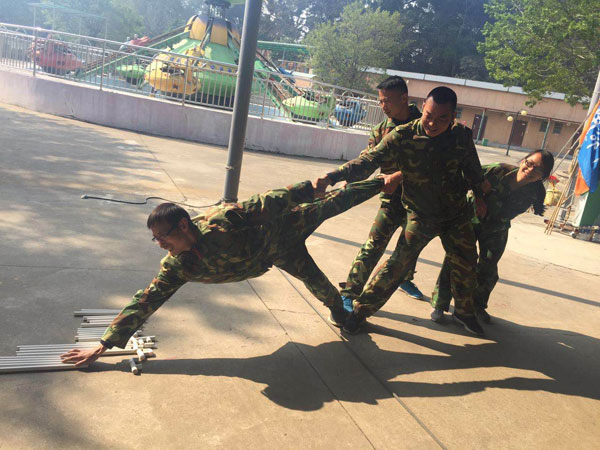 情人節(jié)，金艾陶撒的這狗糧，我干了！