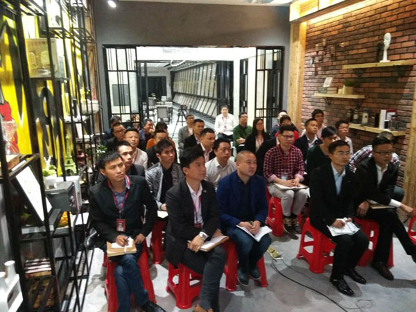 金艾陶銷售精英“區(qū)域市場(chǎng) 分享交流會(huì)”圓滿結(jié)束