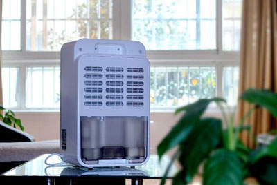 生活不止是茍且，還有“濕”和遠(yuǎn)方......