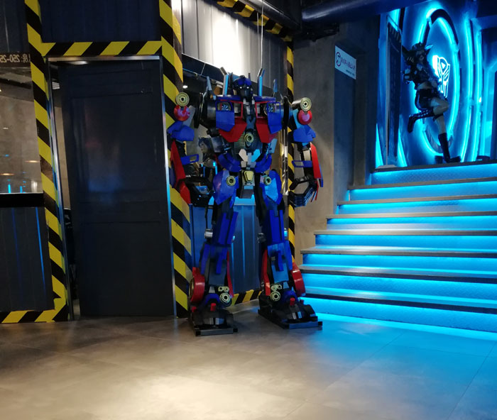 金艾陶現(xiàn)代仿古磚案例:別說了，一起去這個(gè)1000方的網(wǎng)咖開黑！