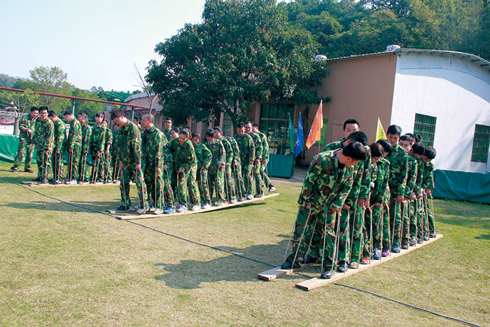 2017年2月13-15日，金艾陶“虎狼道”戶外拓展訓練圓滿結束