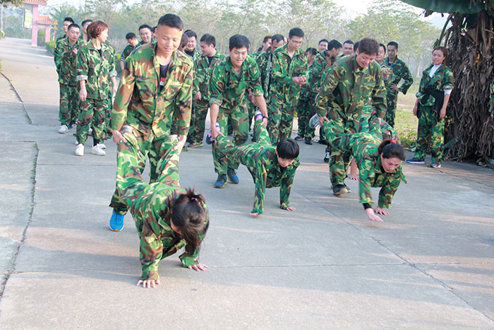 2017年2月13-15日，金艾陶“虎狼道”戶外拓展訓練圓滿結束