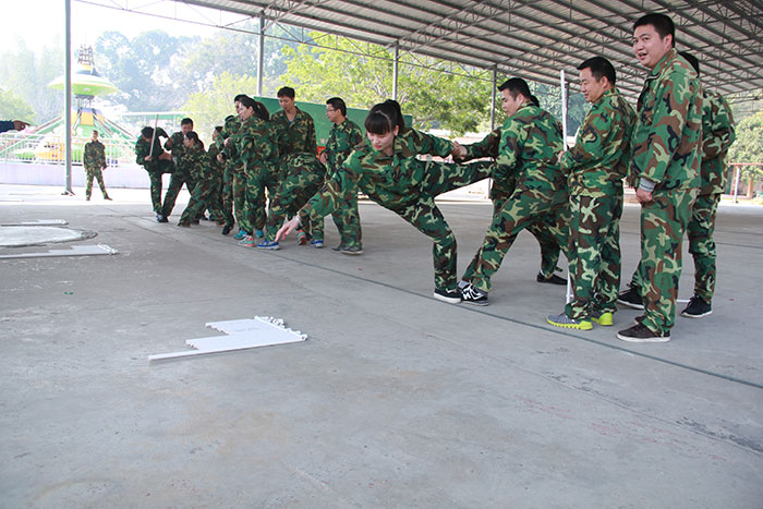 2017年2月13-15日，金艾陶“虎狼道”戶外拓展訓練圓滿結束