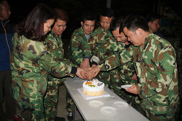 2017年2月13-15日，金艾陶“虎狼道”戶外拓展訓練圓滿結束