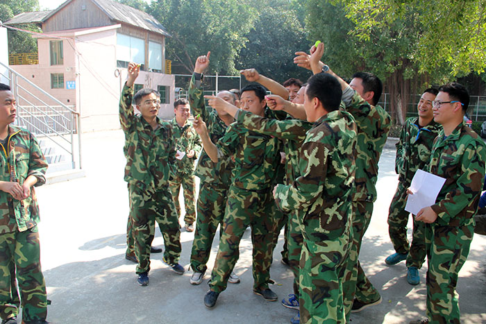 2017年2月13-15日，金艾陶“虎狼道”戶外拓展訓練圓滿結束